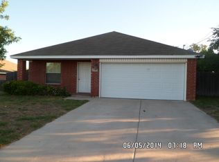 8418 Downe Dr, White Settlement, TX 76108