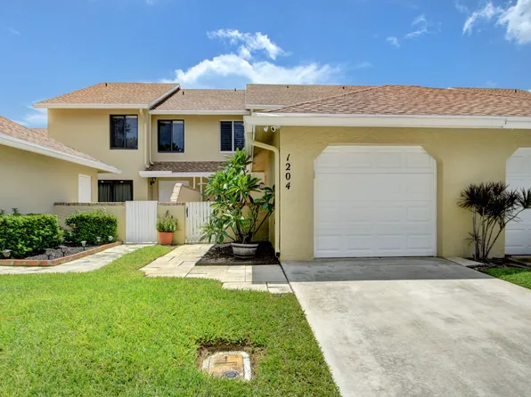 1204 Maplewood Drive, Greenacres, FL 33415