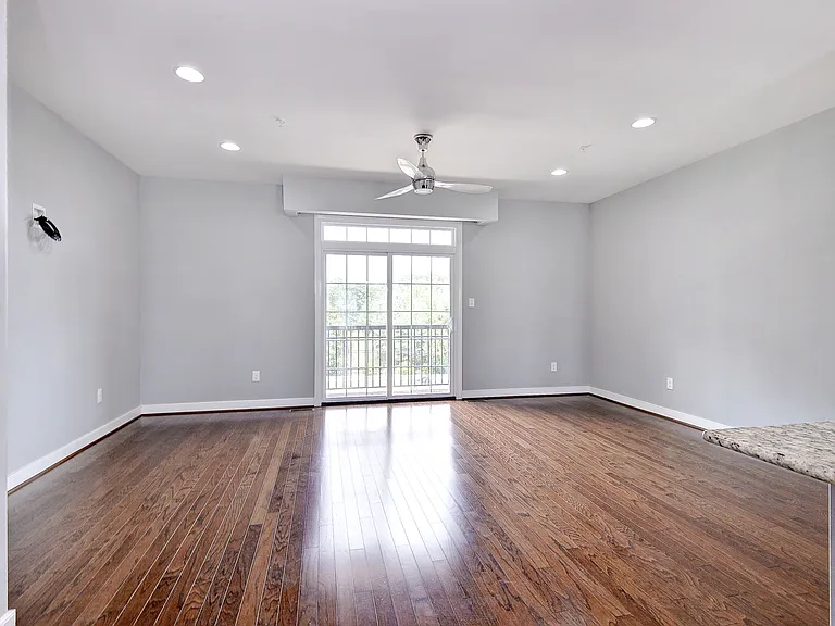 4939 Settlers Market Blvd — Photo 14