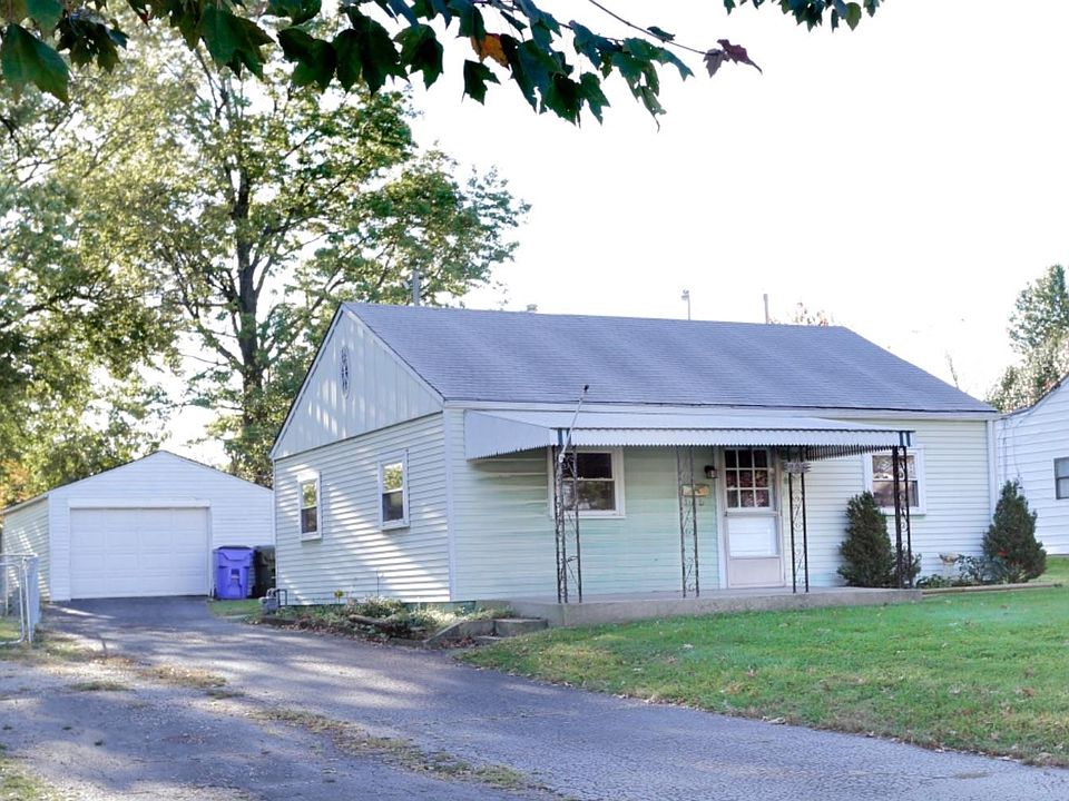1st image of 926 Marcellus Dr