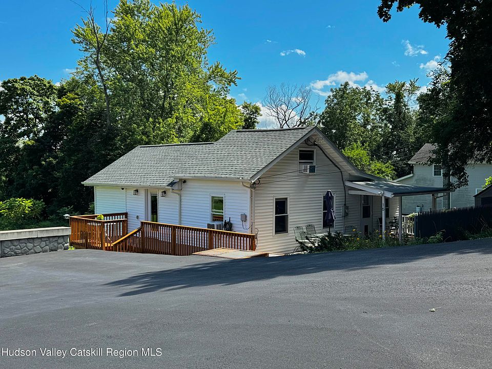 1st image of 16 Highland Avenue