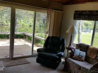 10828 Lake Dr, Evart, MI 49631