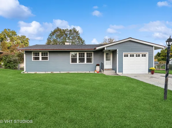 4710 Gregory St, McHenry, IL 60051