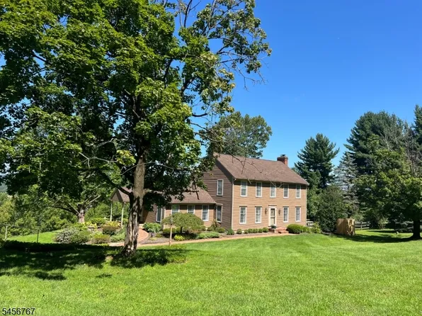 90 Old Farm Rd, Holland Twp., NJ 08848
