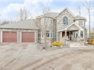 17629 Ireland Rd, South Bend, IN 46614