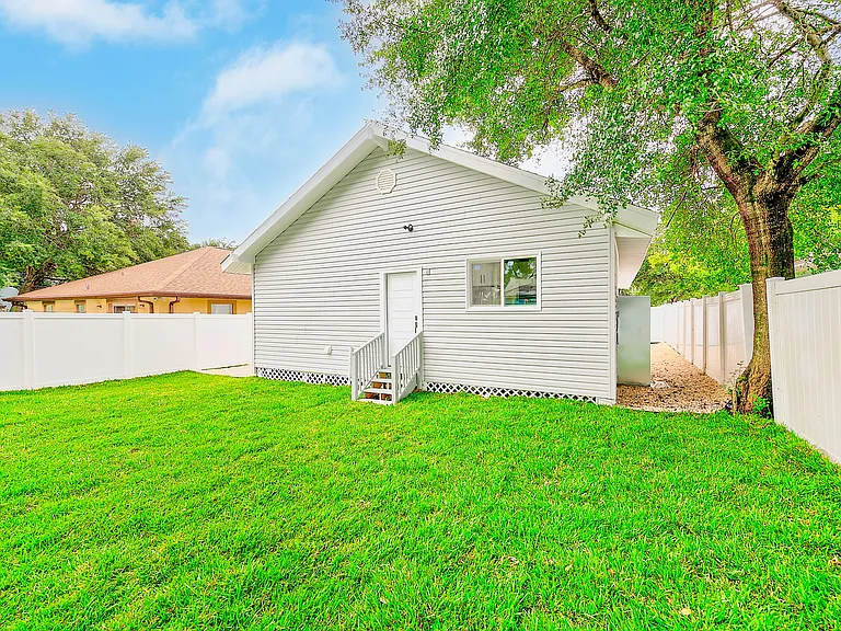 3307 N Morgan St — Photo 38