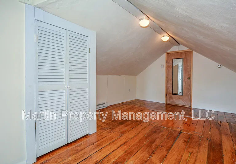 46-48 South St — Photo 11