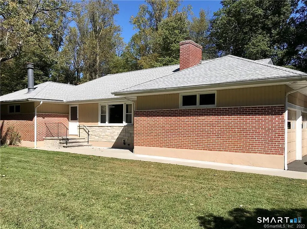 3 bed, 2.0 bath, 1817 sqft, $3,500 — Photo 1
