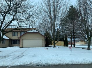 1301 Andover Dr, Aurora, IL 60504