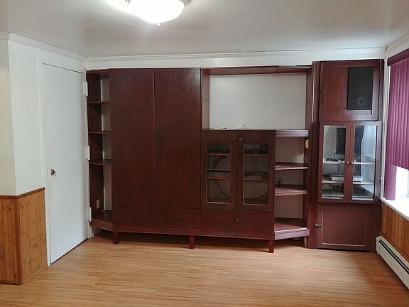 5th image of 2375 31st St