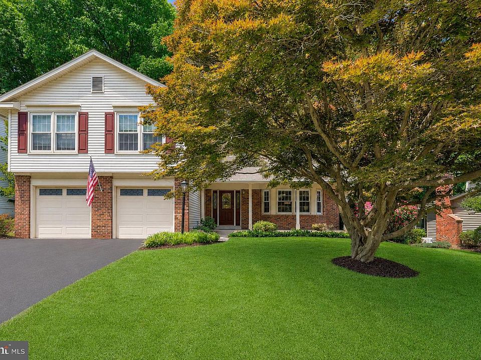 1st image of 9217 Rockefeller Ln