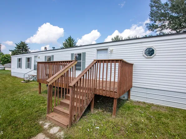 1308 Dakota Trl, Mandan, ND 58554