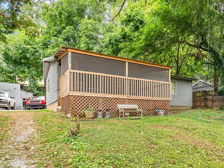 16755 Leisure Loop — Photo 3