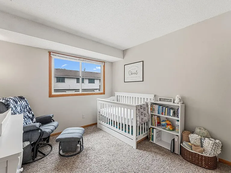1645 Hickory Ln #1 — Photo 8
