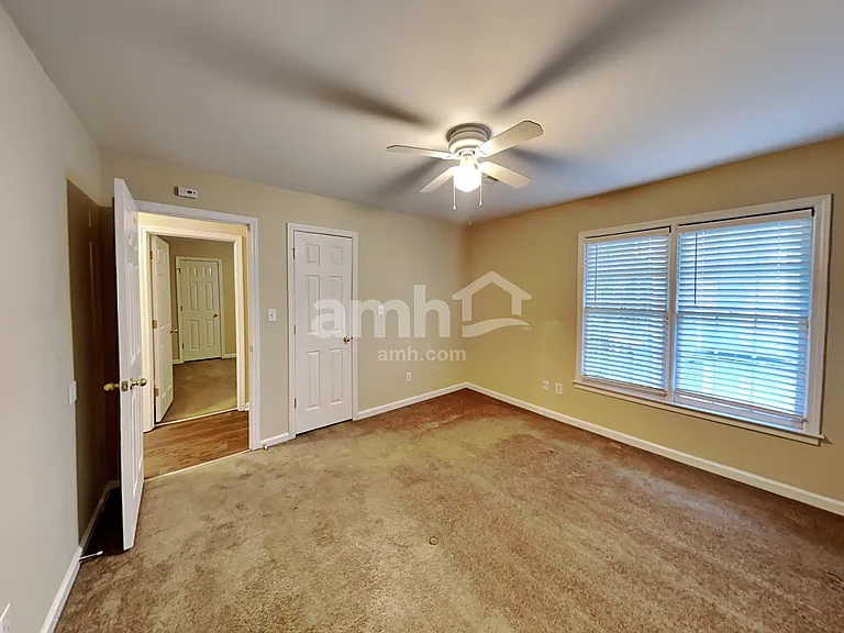 1514 Shadow Ridge Cir — Photo 18