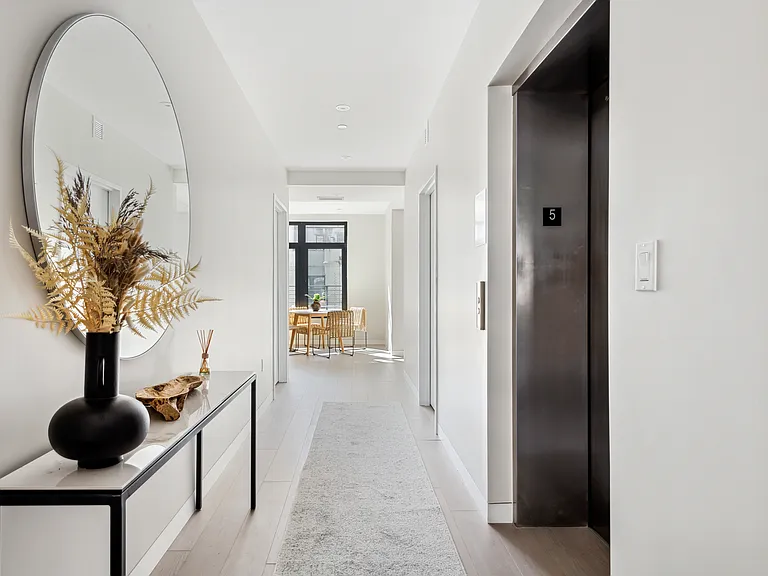 324 W 108th St #Penthouse 2 — Photo 7