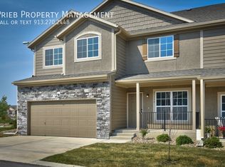 12659 S Prairie Creek Rd BUILDING 30, Olathe, KS 66061