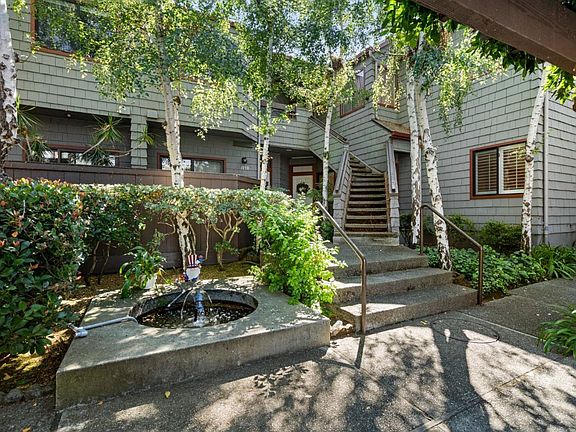 3rd image of 1156 Shoreline Dr