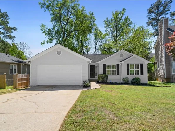 2181 Boone Pl, Snellville, GA 30078