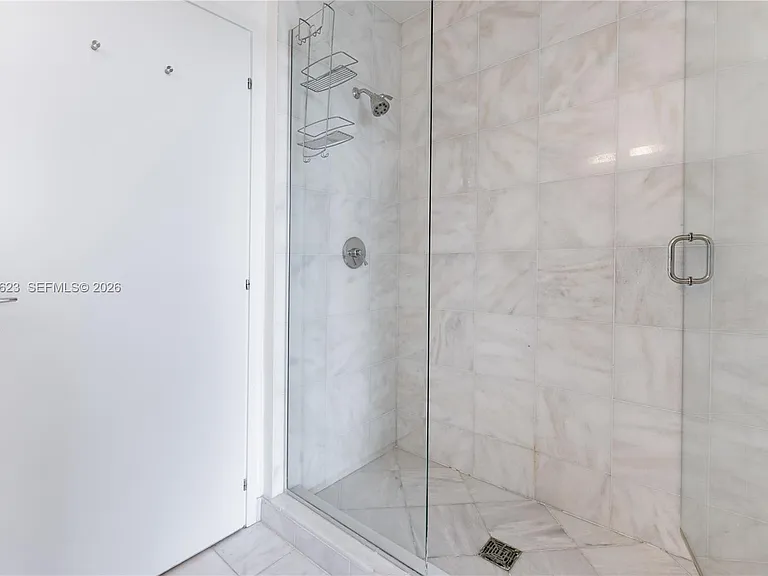 50 S Pointe Dr #701 — Photo 47