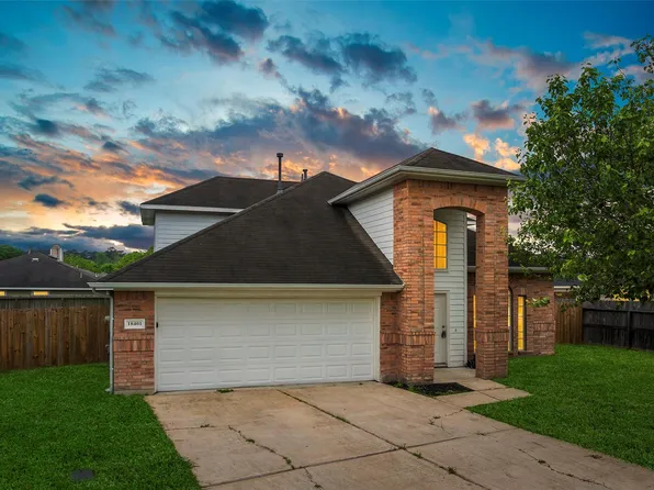 18401 Sunrise Oaks Ct, Montgomery, TX 77316