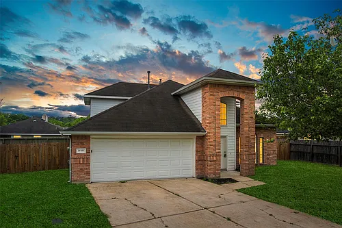 18401 Sunrise Oaks Ct Photo 1