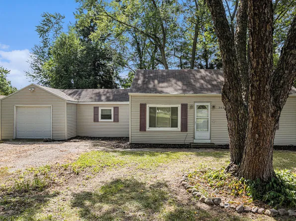 3632 Phillips St, Kalamazoo, MI 49001