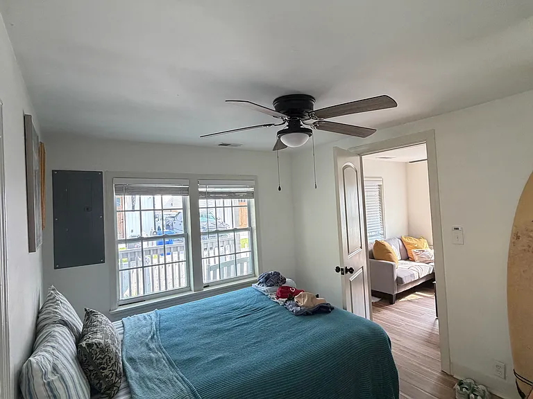 2034 Beech Ave — Photo 7