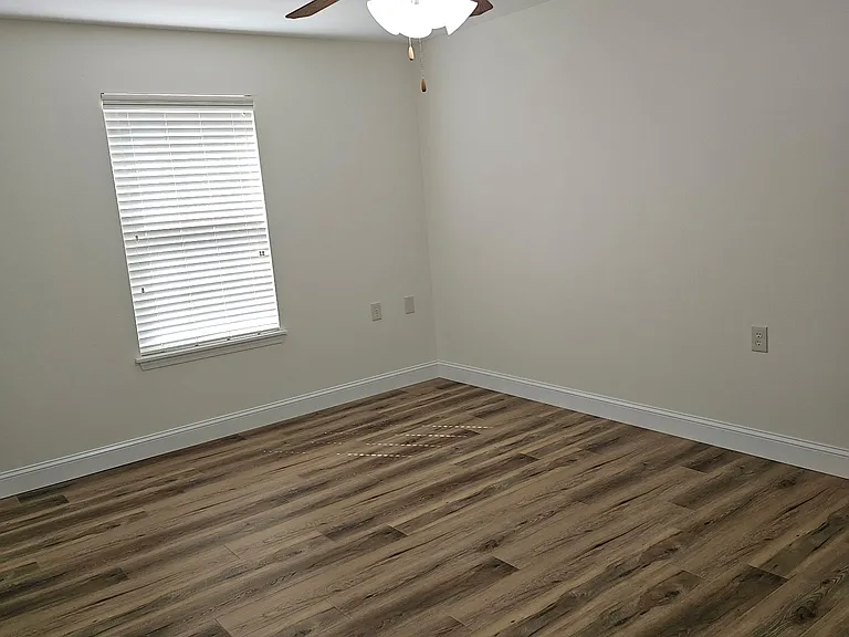 151 Vixen Cir #G — Photo 10