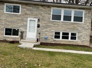 1342 E Longview Dr, Woodbridge, VA 22191