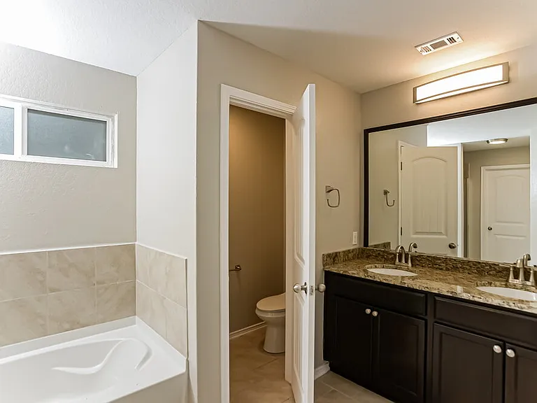 8806 Double #OAK — Photo 10