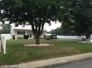 320 Roxbury Rd, Shippensburg, PA 17257