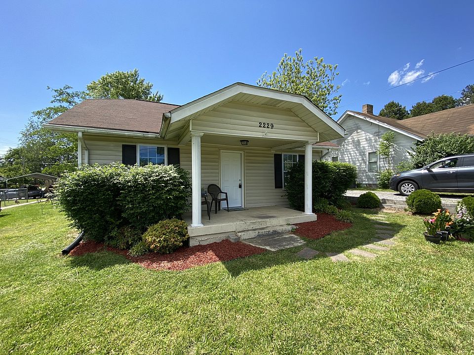 1st image of 2229 Foster Ave