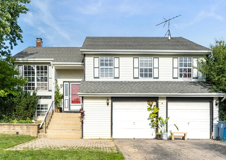 1st image of 997 S Chippendale Dr