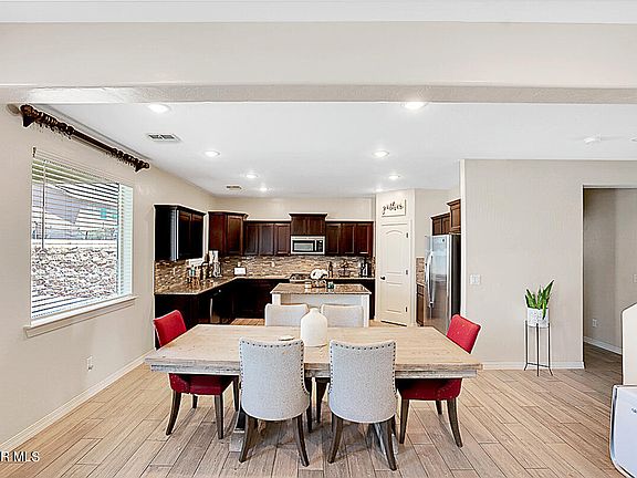 3rd image of 1033 Aircoupe Way