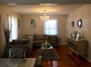 11 Columbine Ave, Pawtucket, RI 02861