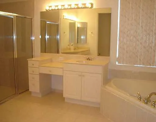 121 Tuscany Dr — Photo 22