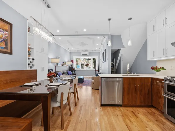 257 7th St, Hoboken, NJ 07030