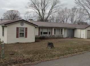 519 Halbrook St, Houston, MO 65483