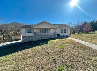 119 Amaryllis Rd, Newport, TN 37821