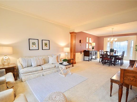 4th image of 29267 Notingham Ct