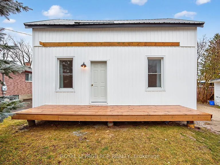 170 Young St — Photo 3