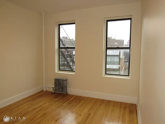 Rented by Kian Realty | media 36