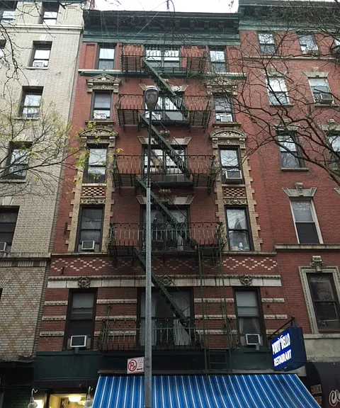 208 Thompson St #6 — Photo 8