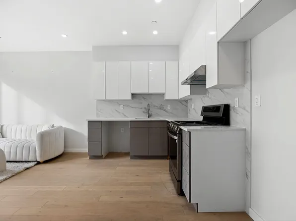 2929 Brighton 5th Street image 4 of 10