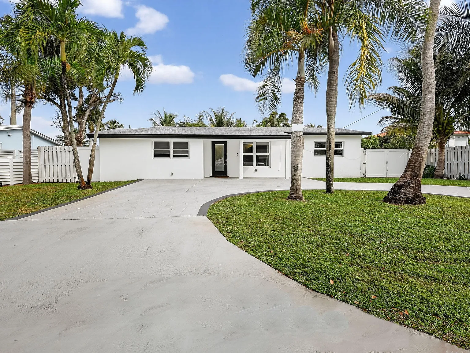 3 bed, 2.0 bath, 1513 sqft, $4,000 — Photo 1