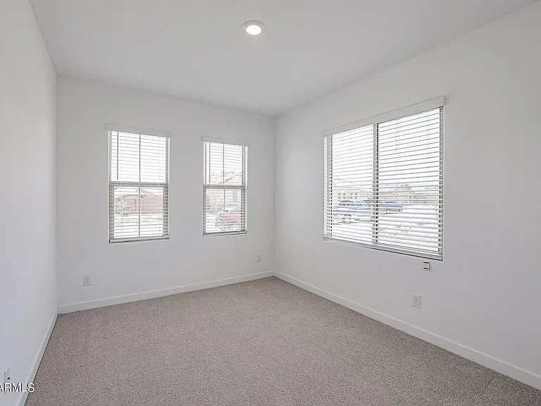 16554 W Questa Dr — Photo 16