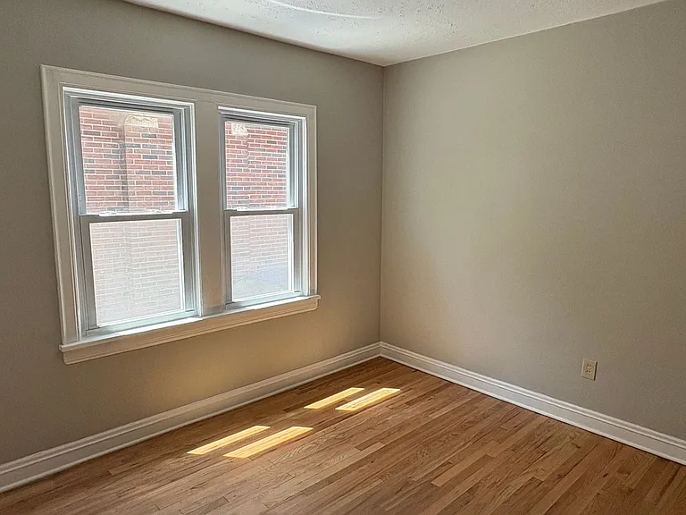 2507 Brookview Blvd — Photo 9