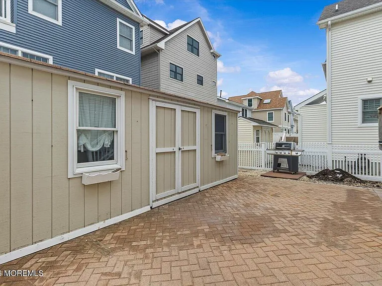 45 Fielder Ave — Photo 34