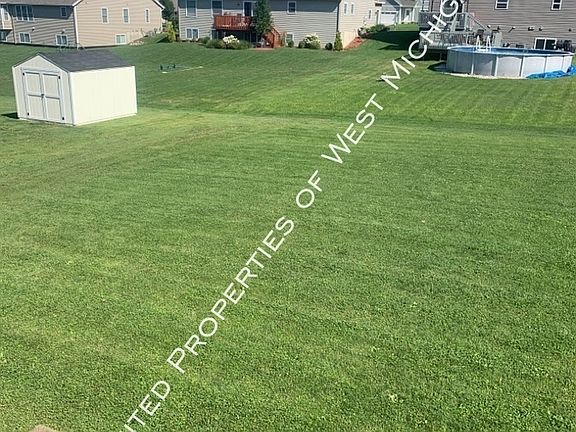4th image of 1691 Sweet Grass Dr SE